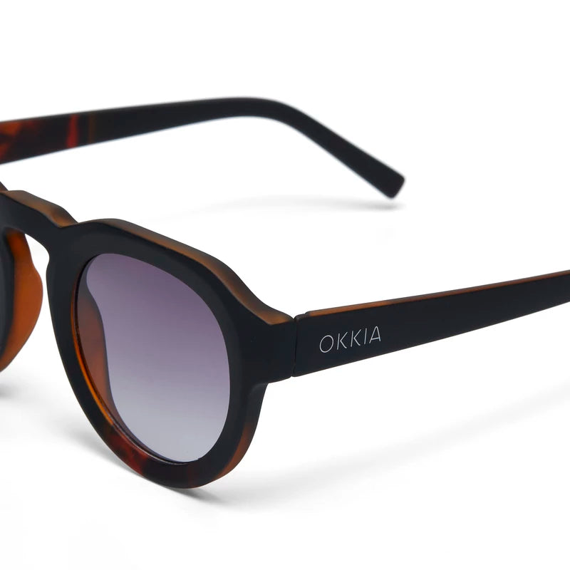 Zeno Round - Black Havana