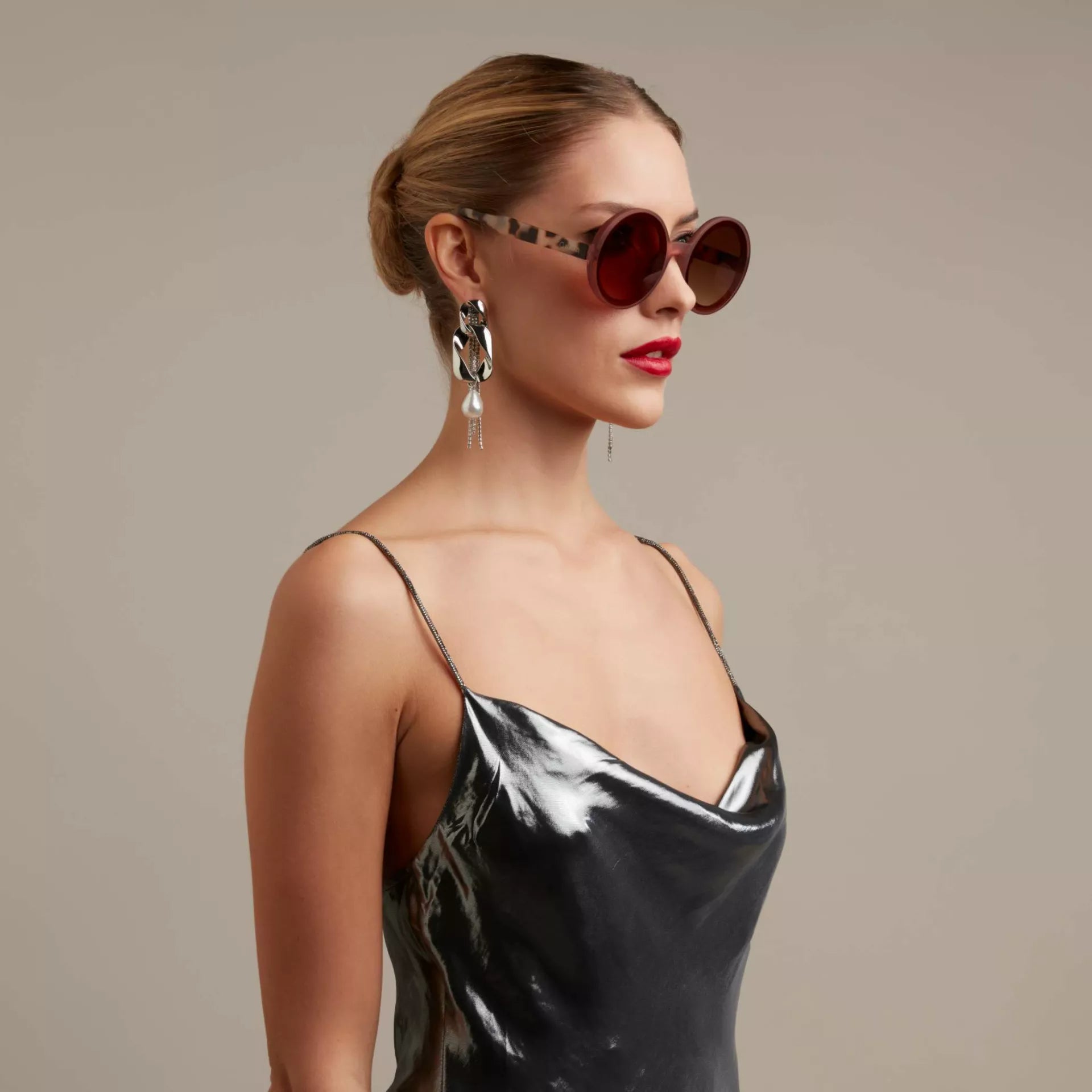 Monica Round - Pink Havana