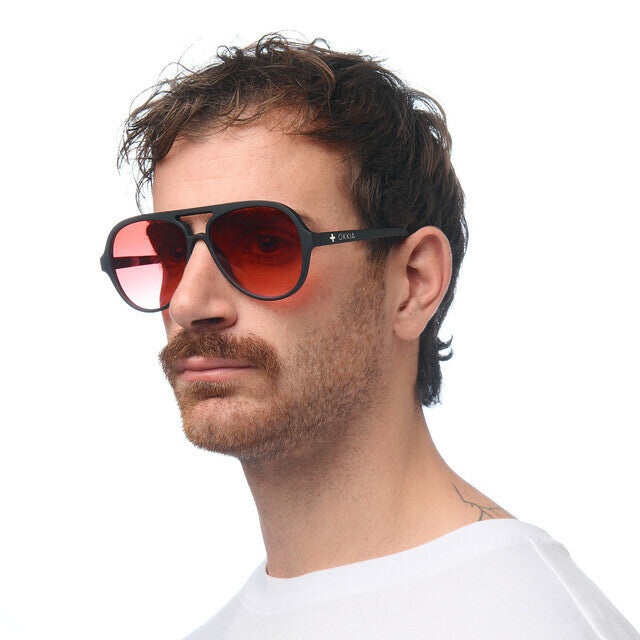 Alessio - Black Lens Red