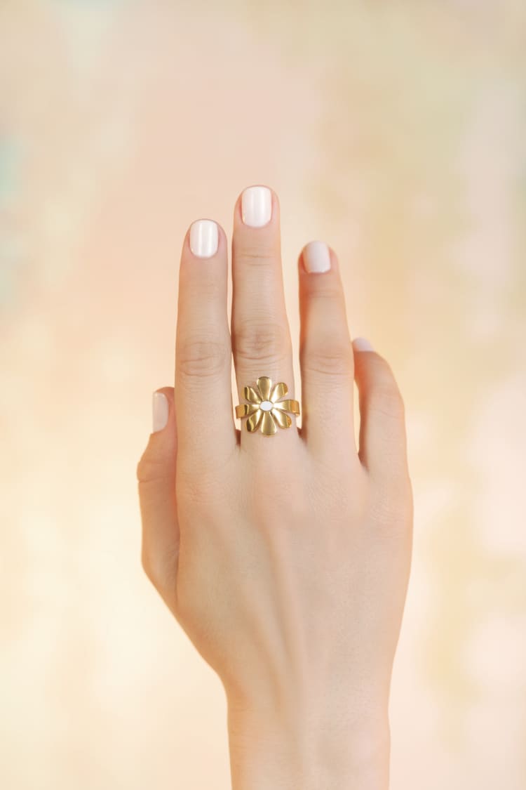 Floral Ring in Gold in 18k Gold Finish