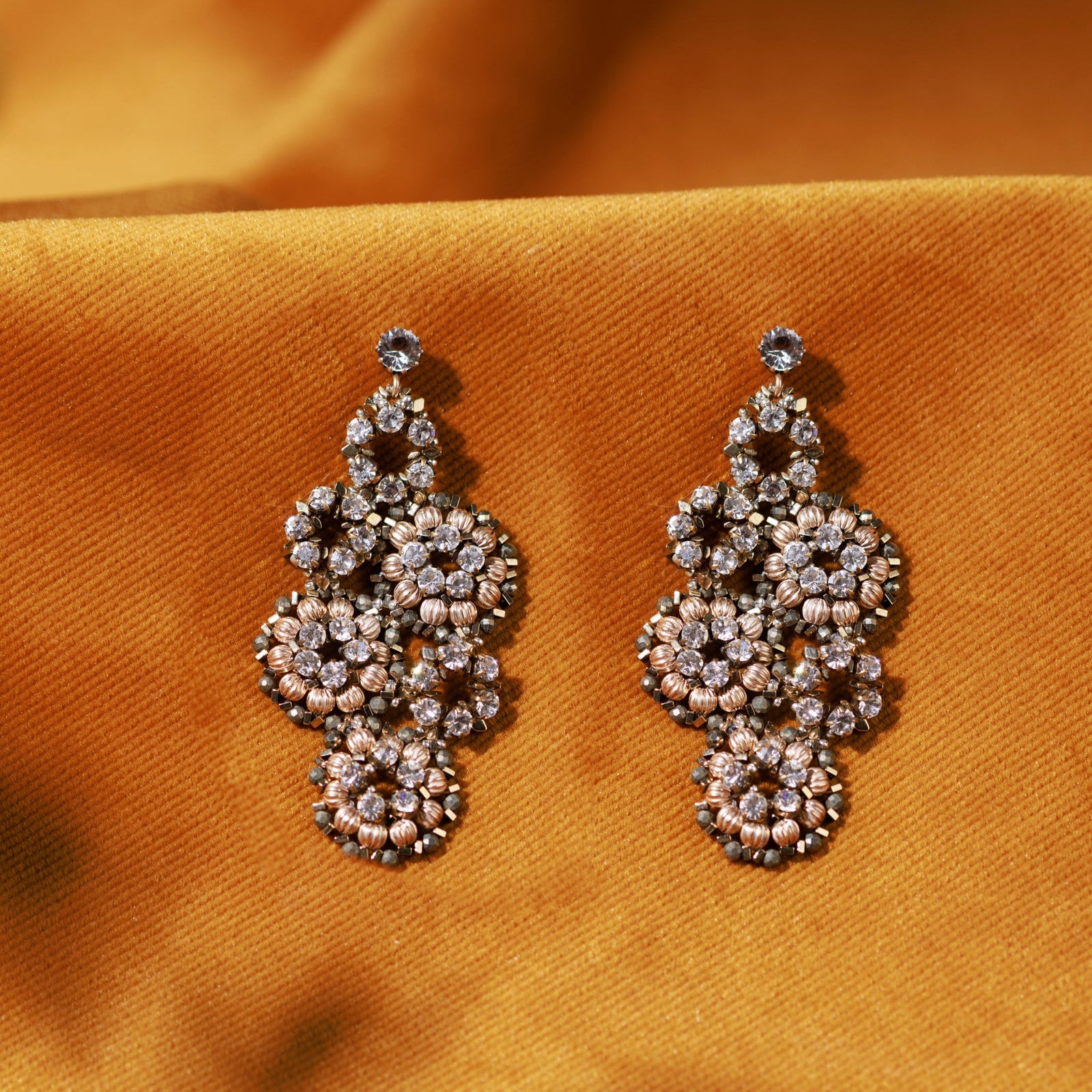 Alida Earrings Gold Colour