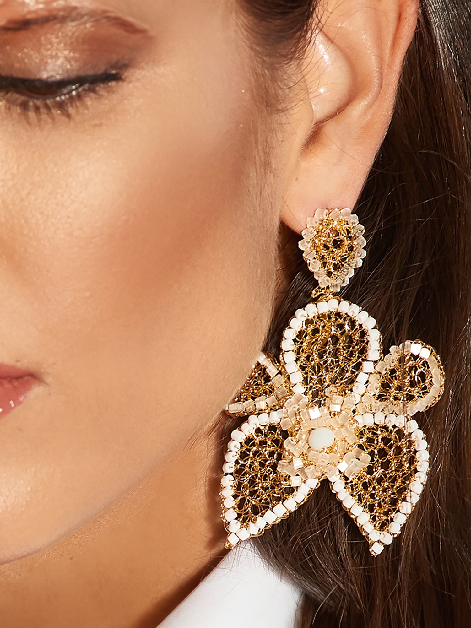 Amelia Earrings - Pearly
