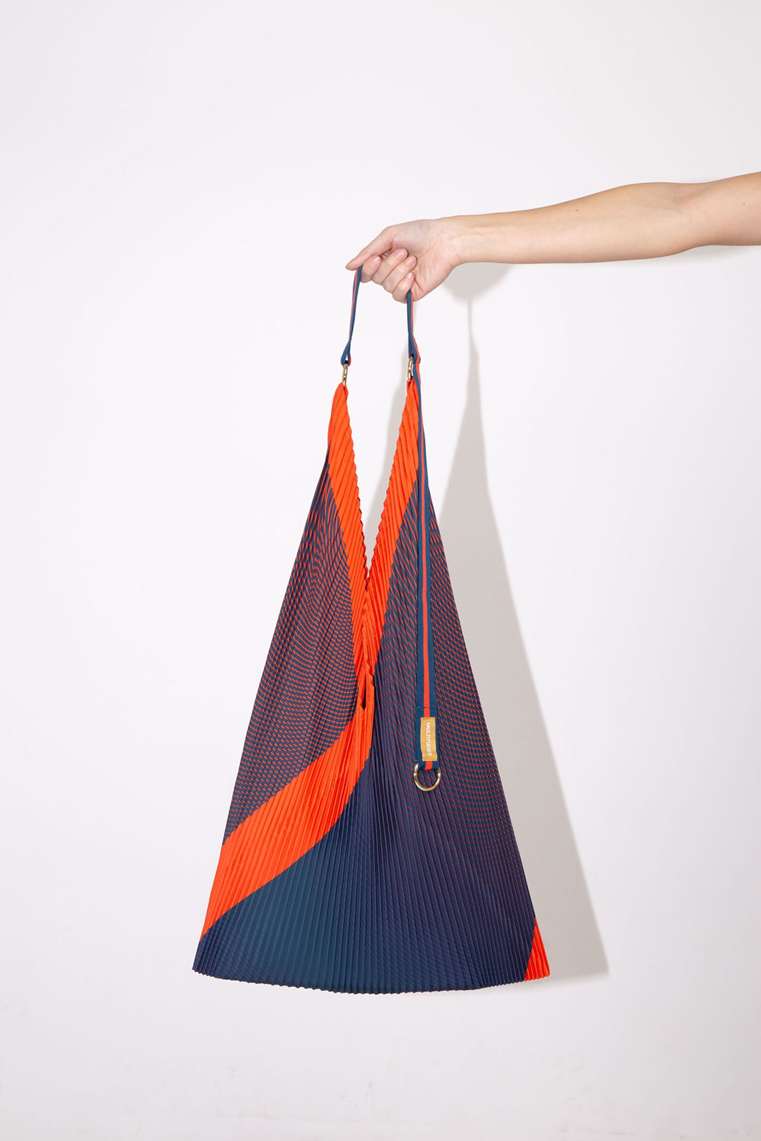 Pleated Y Bag Isabella Blue