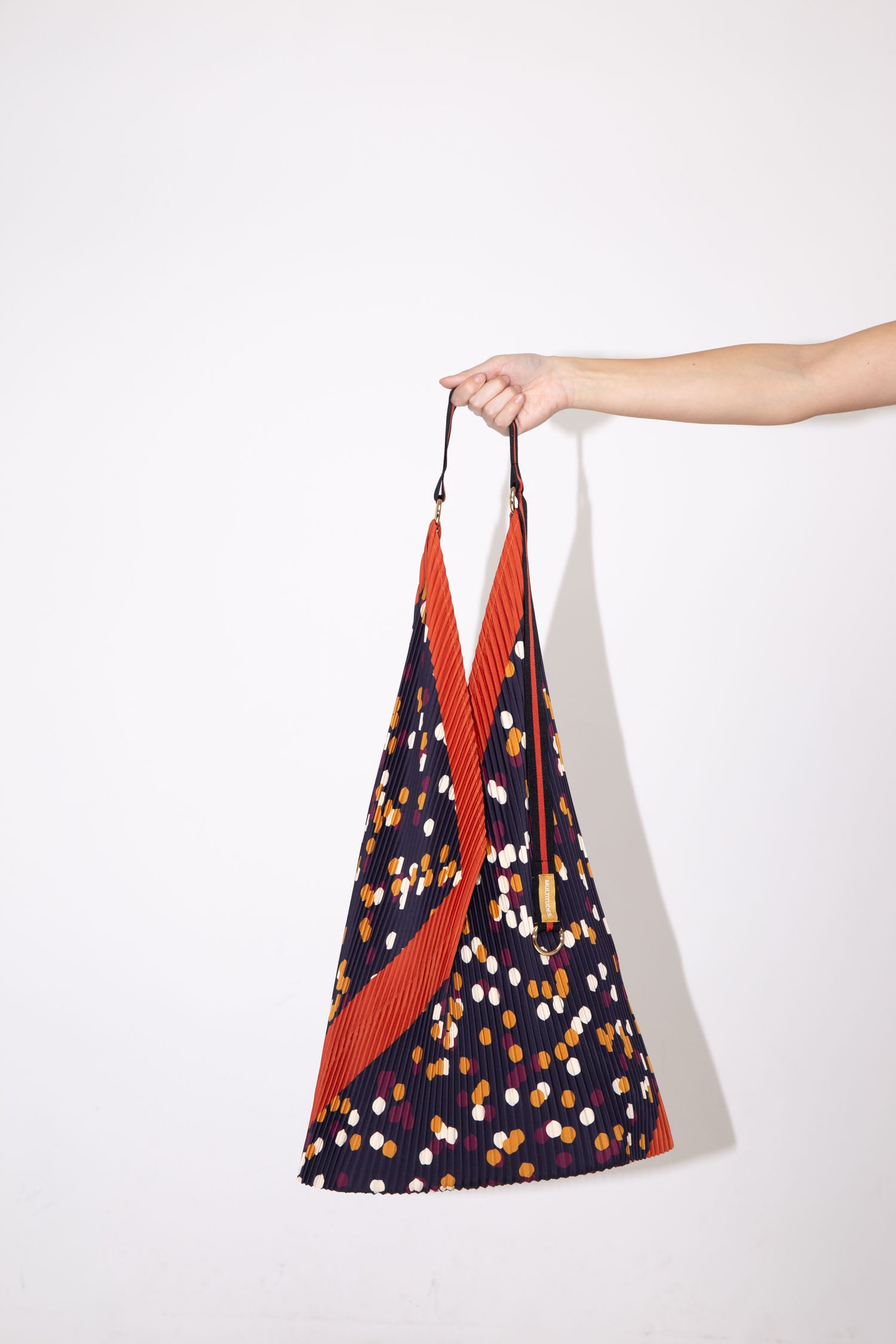 Pleated Y Bag Valeria