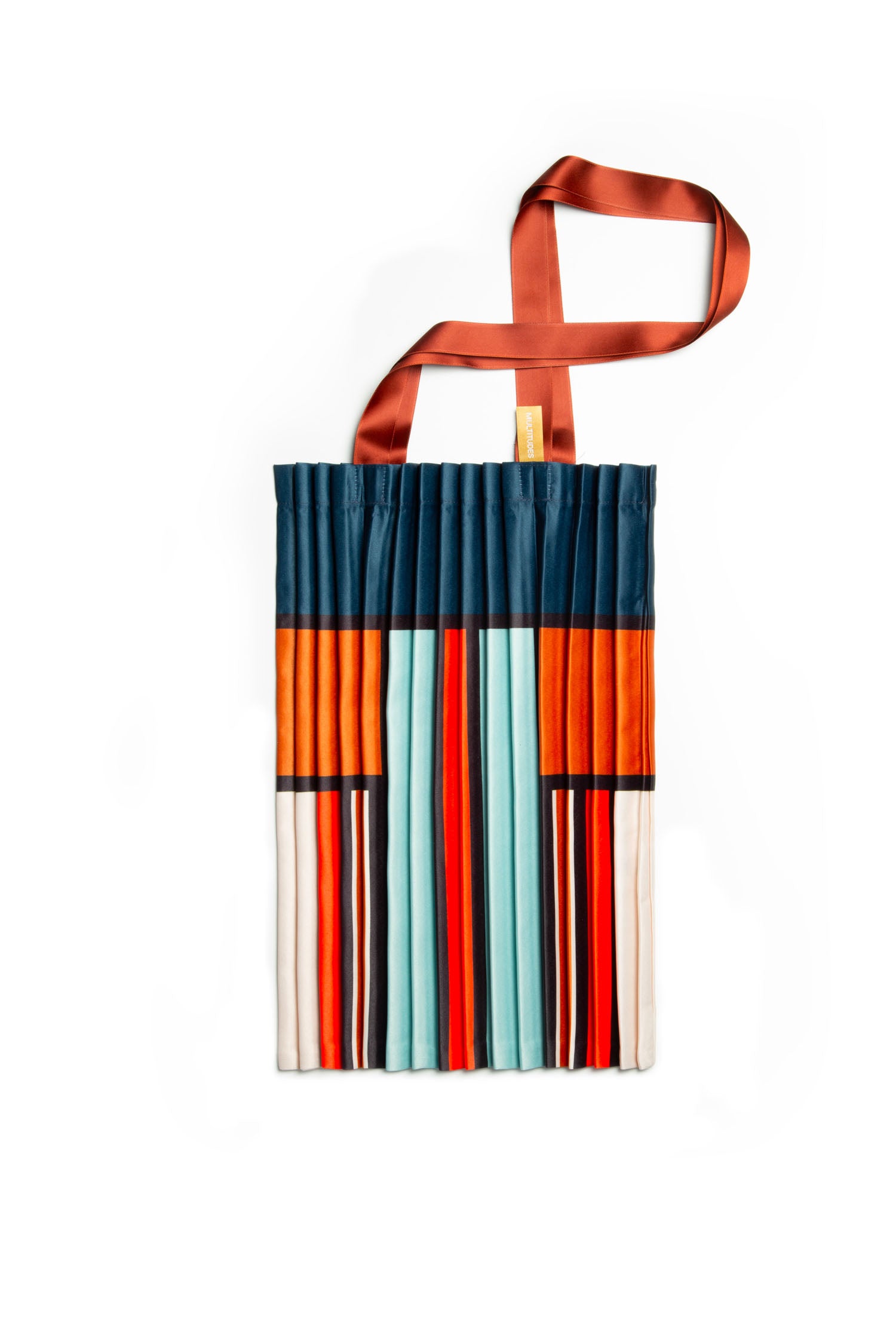 Satin pleated bag Chia