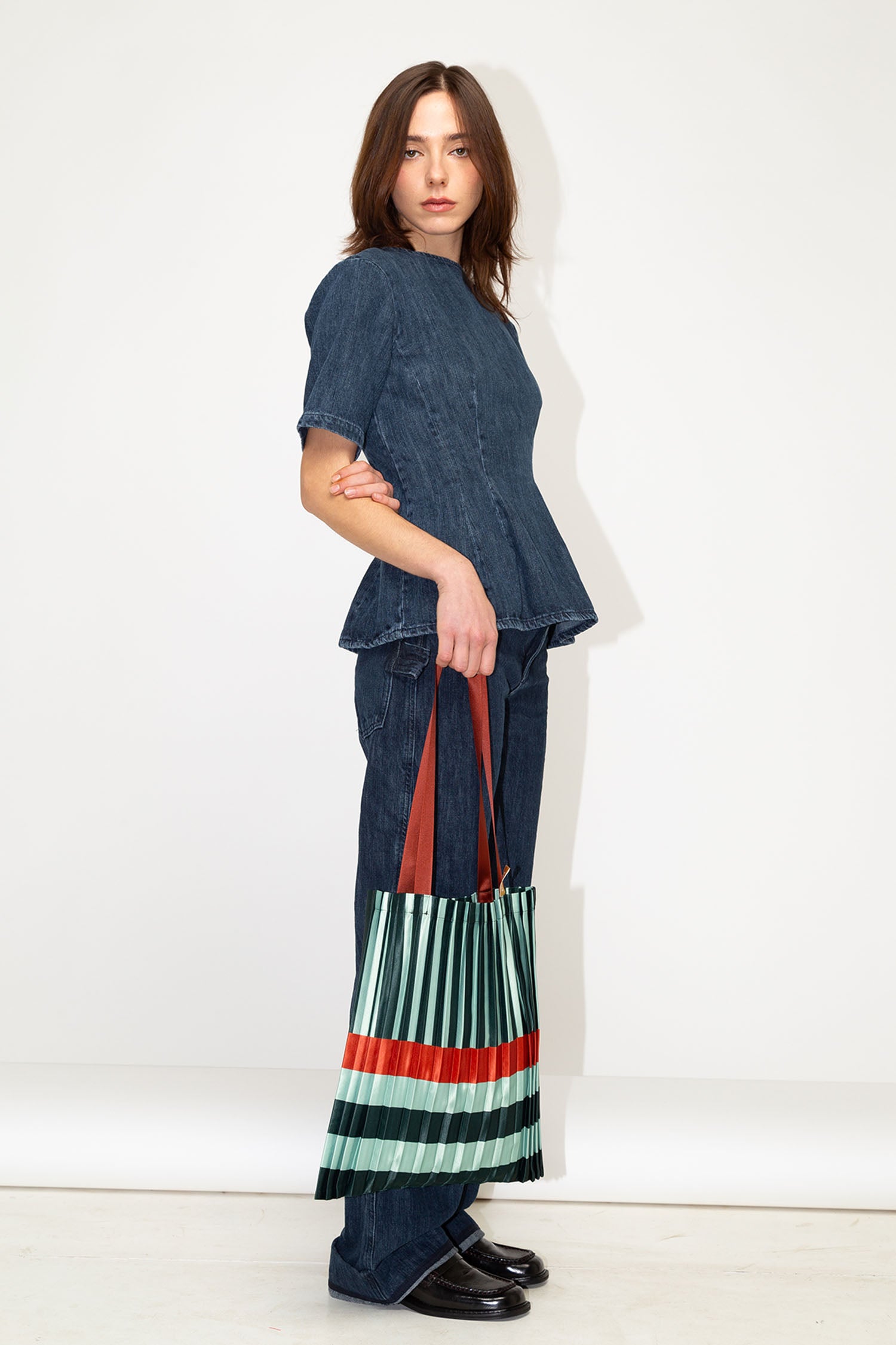 Satin pleated bag Smeralda