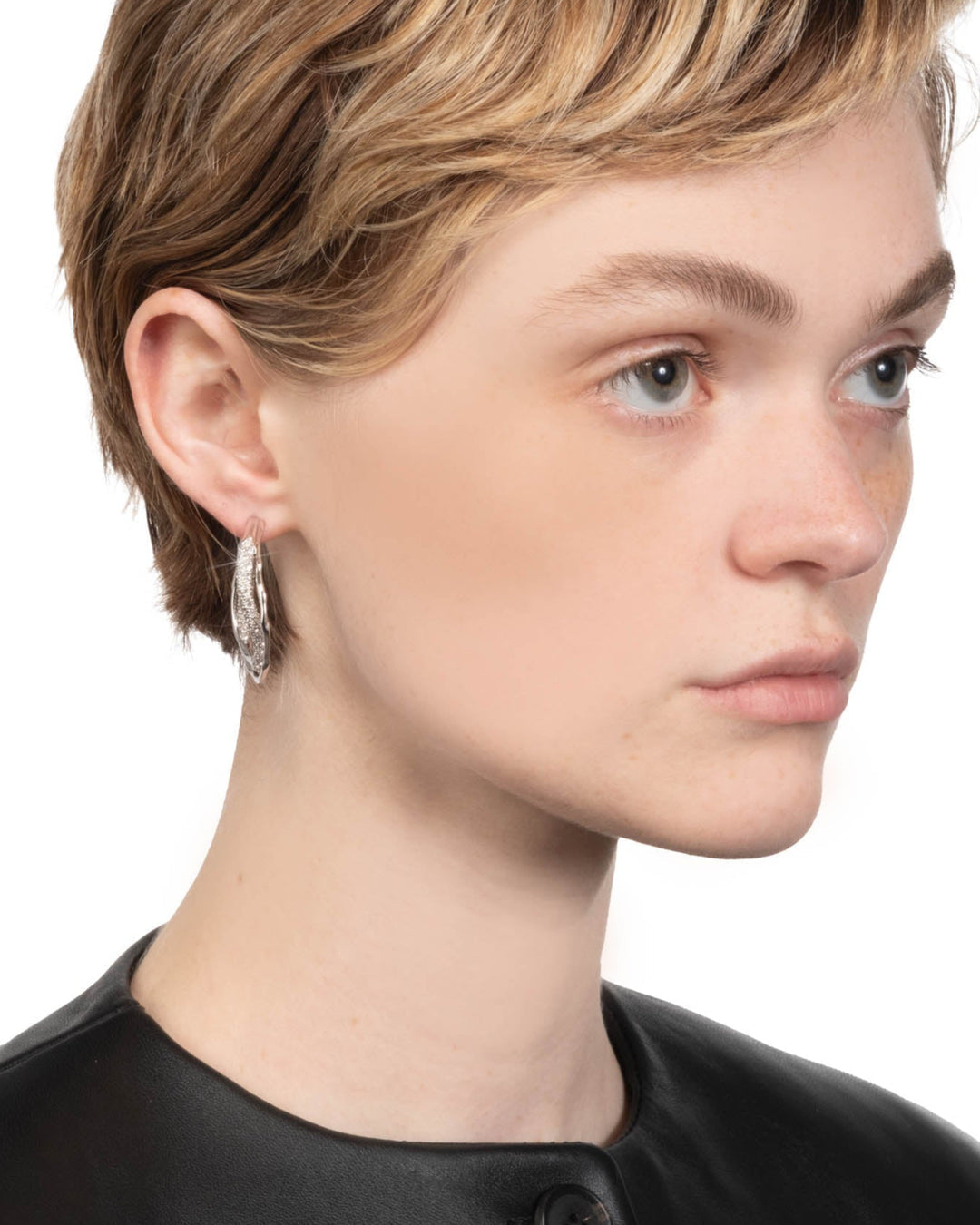 Solanales Silver Crystal Twist Hoop Earring