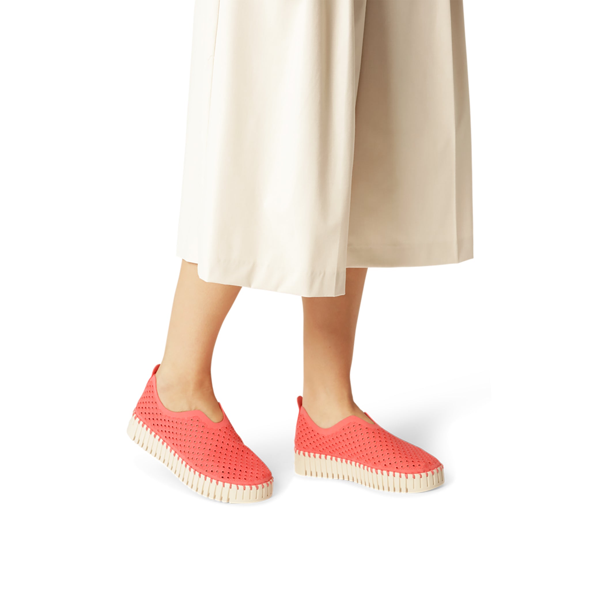 Tulip Slip-In On Plateau Sole - Raspberry