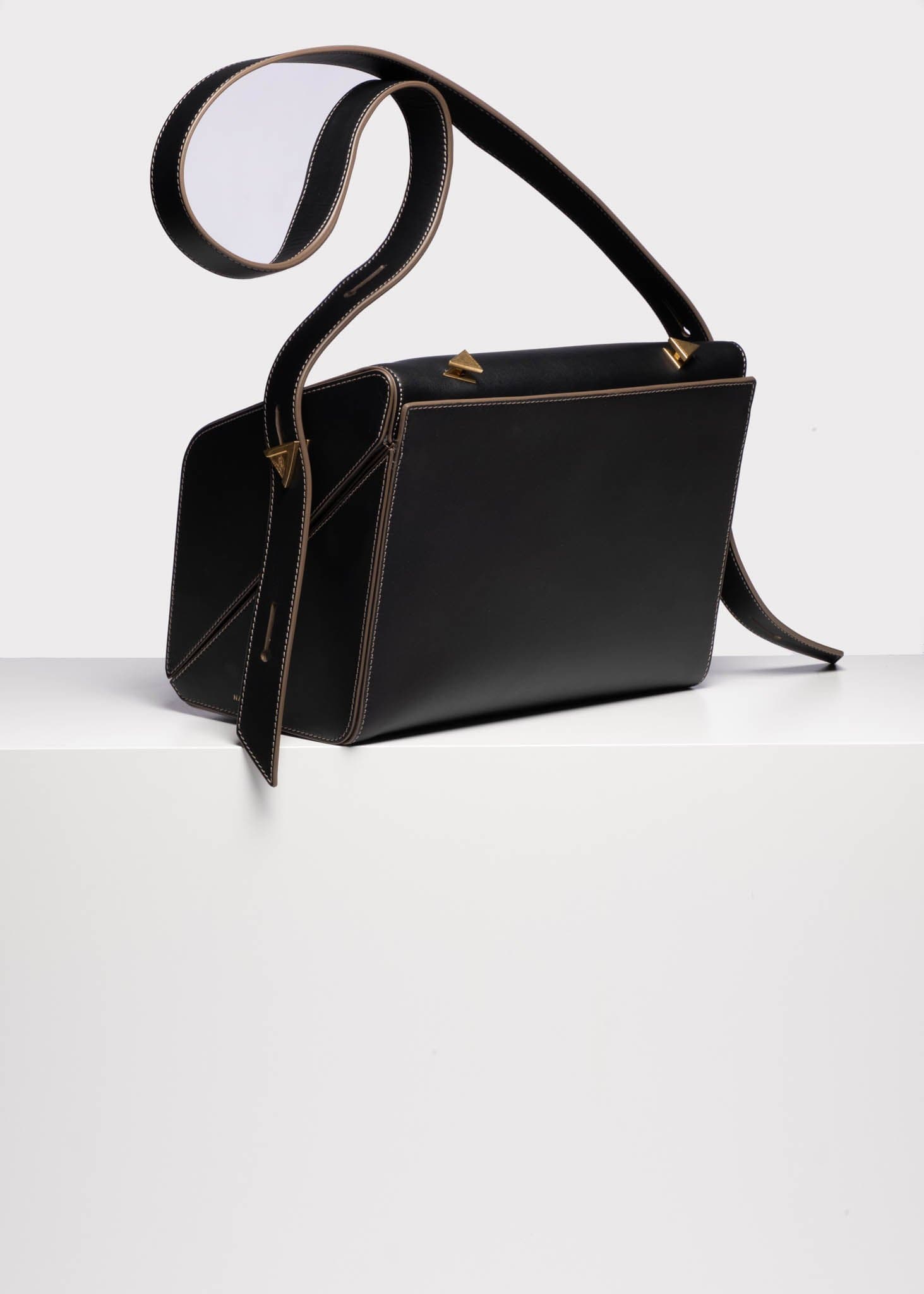 NADA SAWAYA Handbag Le Grand...Je te Veux Classic