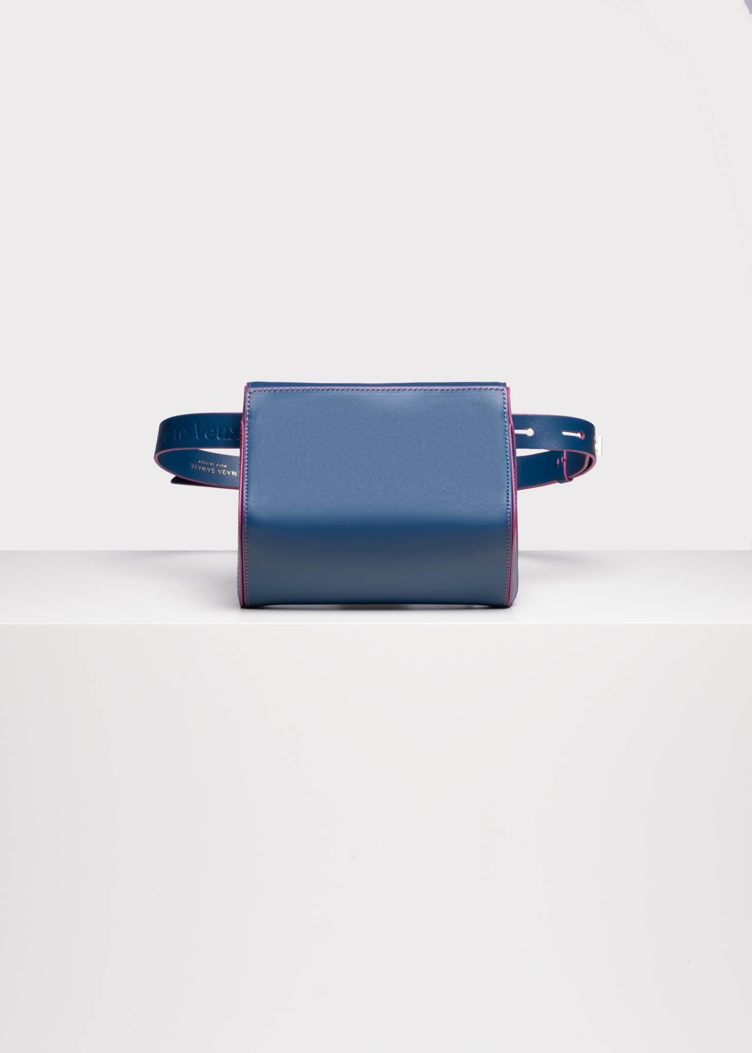 NADA SAWAYA Handbag Le Sac Ceinture...Je te Veux Classic