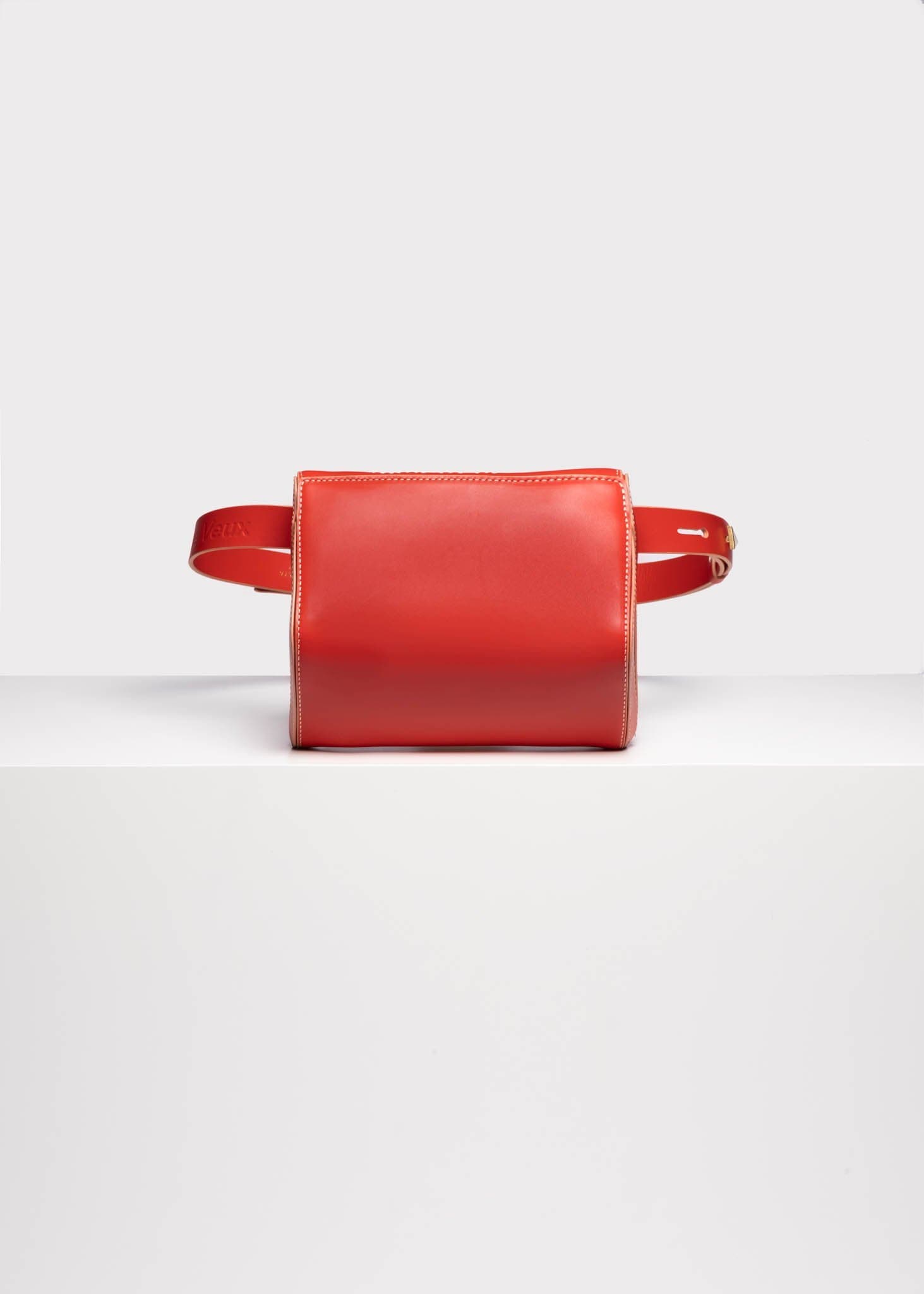 NADA SAWAYA Handbag Le Sac Ceinture...Je te Veux Classic
