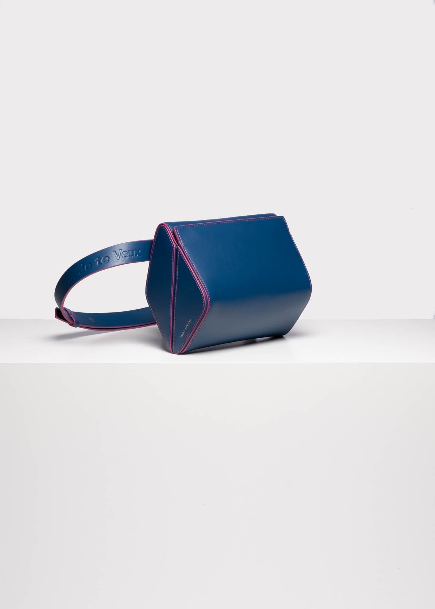 NADA SAWAYA Handbag Peacock Salute Le Sac Ceinture...Je te Veux Classic