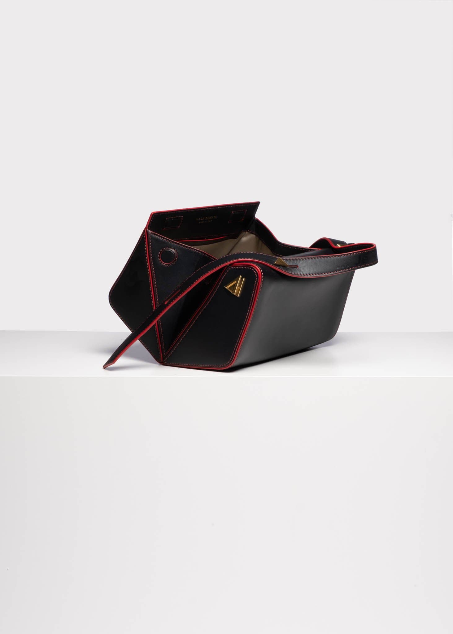 NADA SAWAYA Handbag Le Petit...Je te Veux Classic