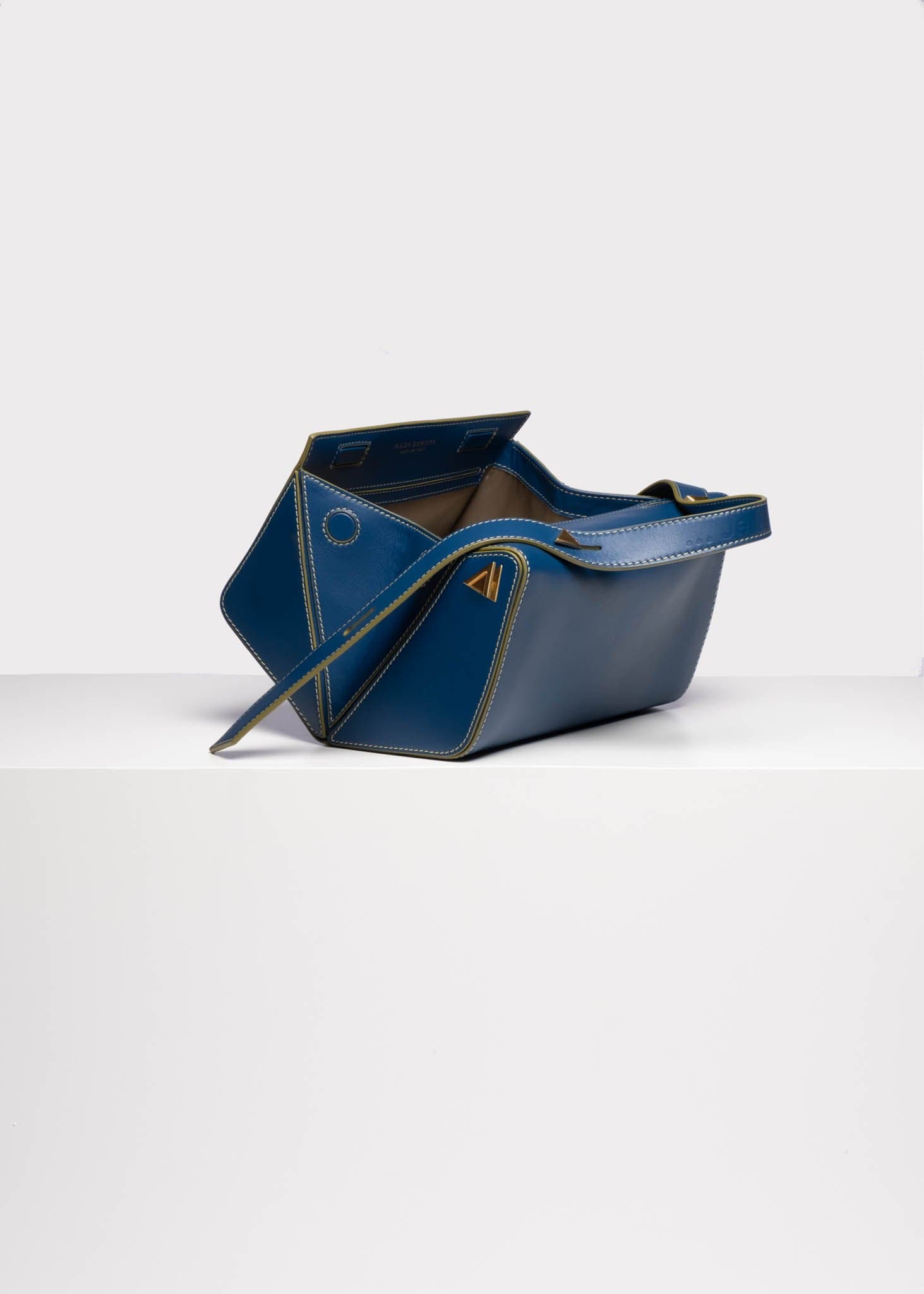 NADA SAWAYA Handbag Le Petit...Je te Veux Classic