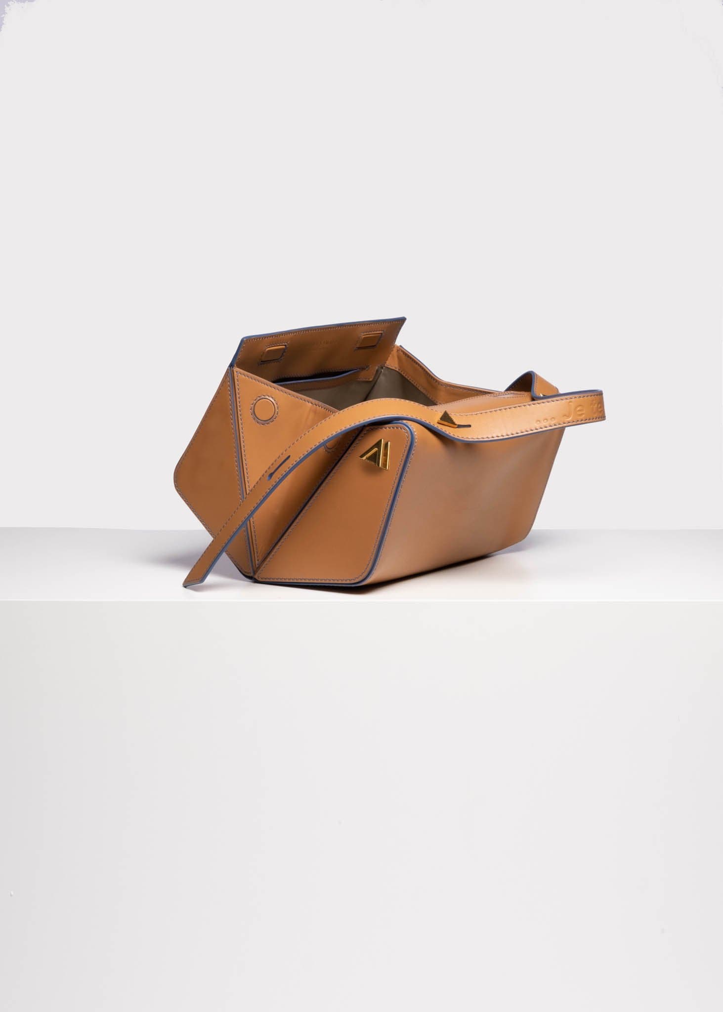 NADA SAWAYA Handbag Le Petit...Je te Veux Classic