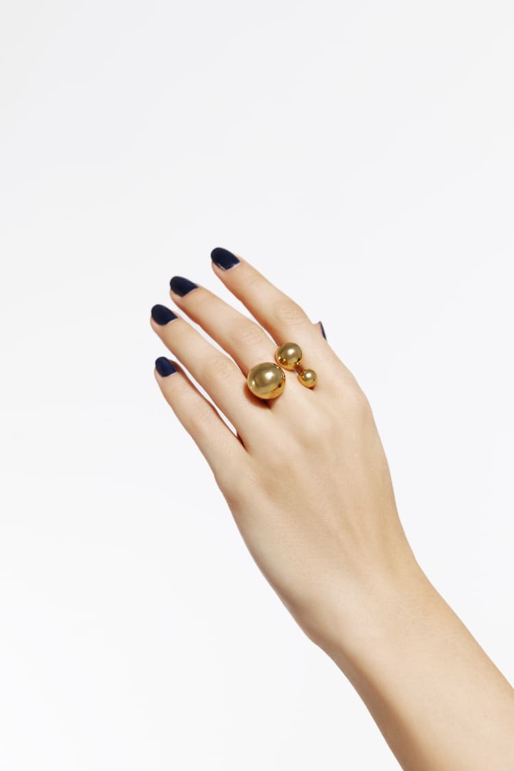 Gold Ring with Three Balls