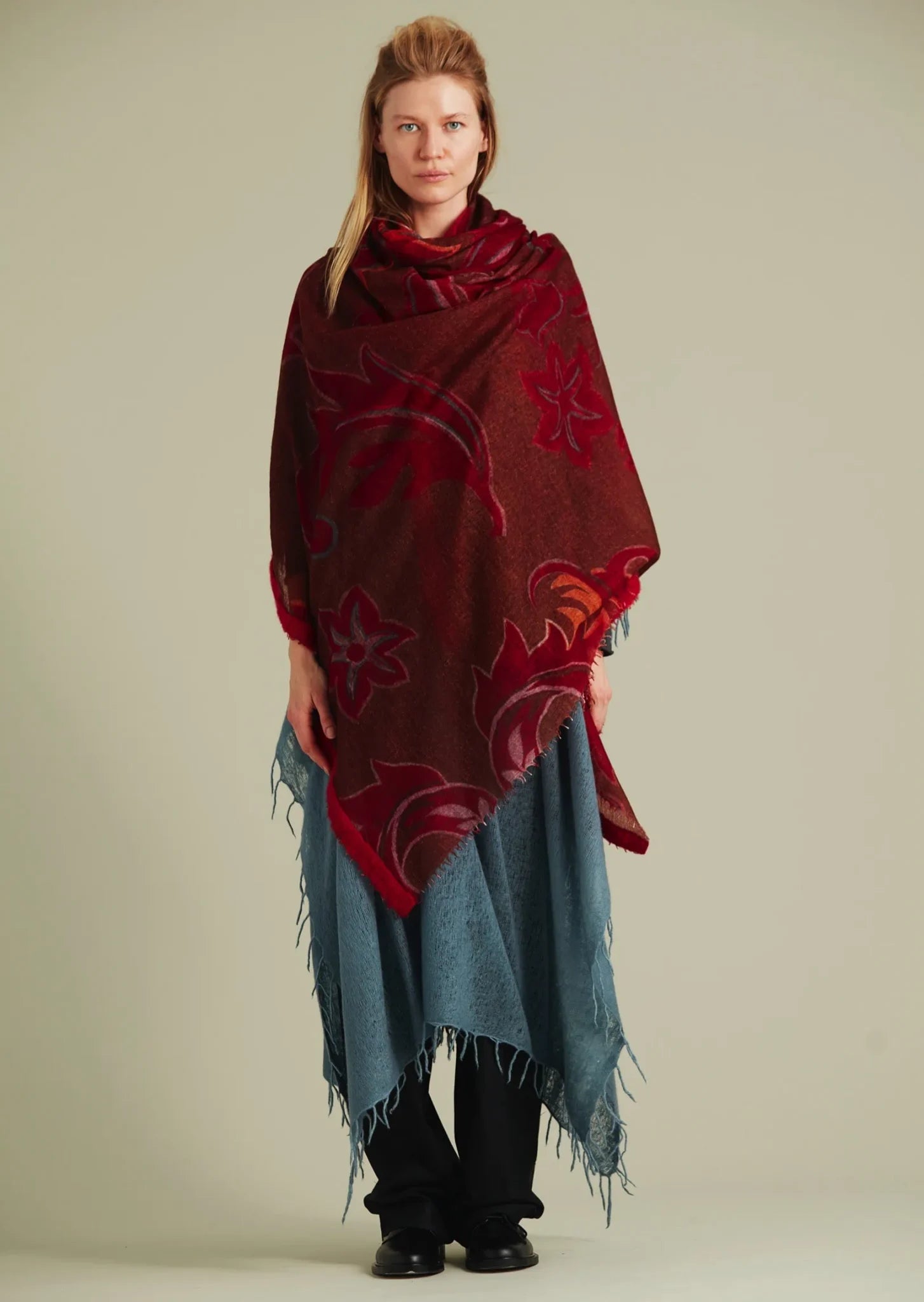 Lotus Bloom Reds Cashemere Scarf - Red