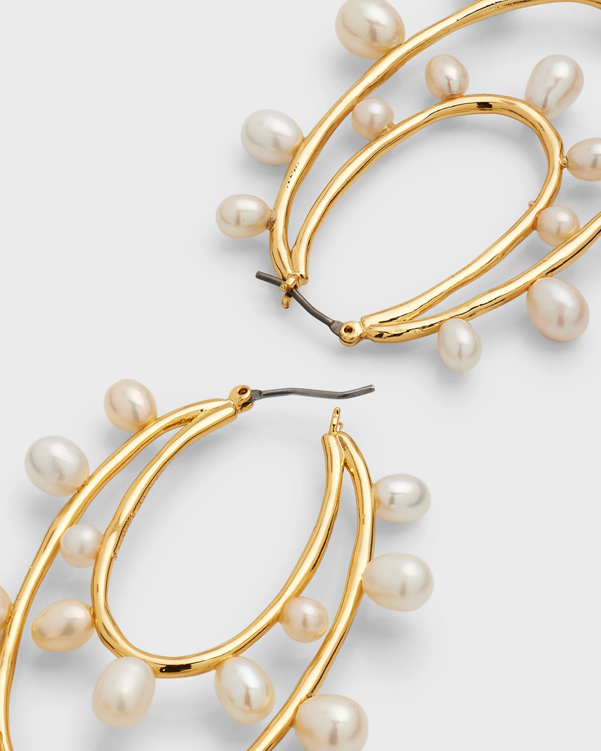 Allegra Lux Hoop Earrings Gold