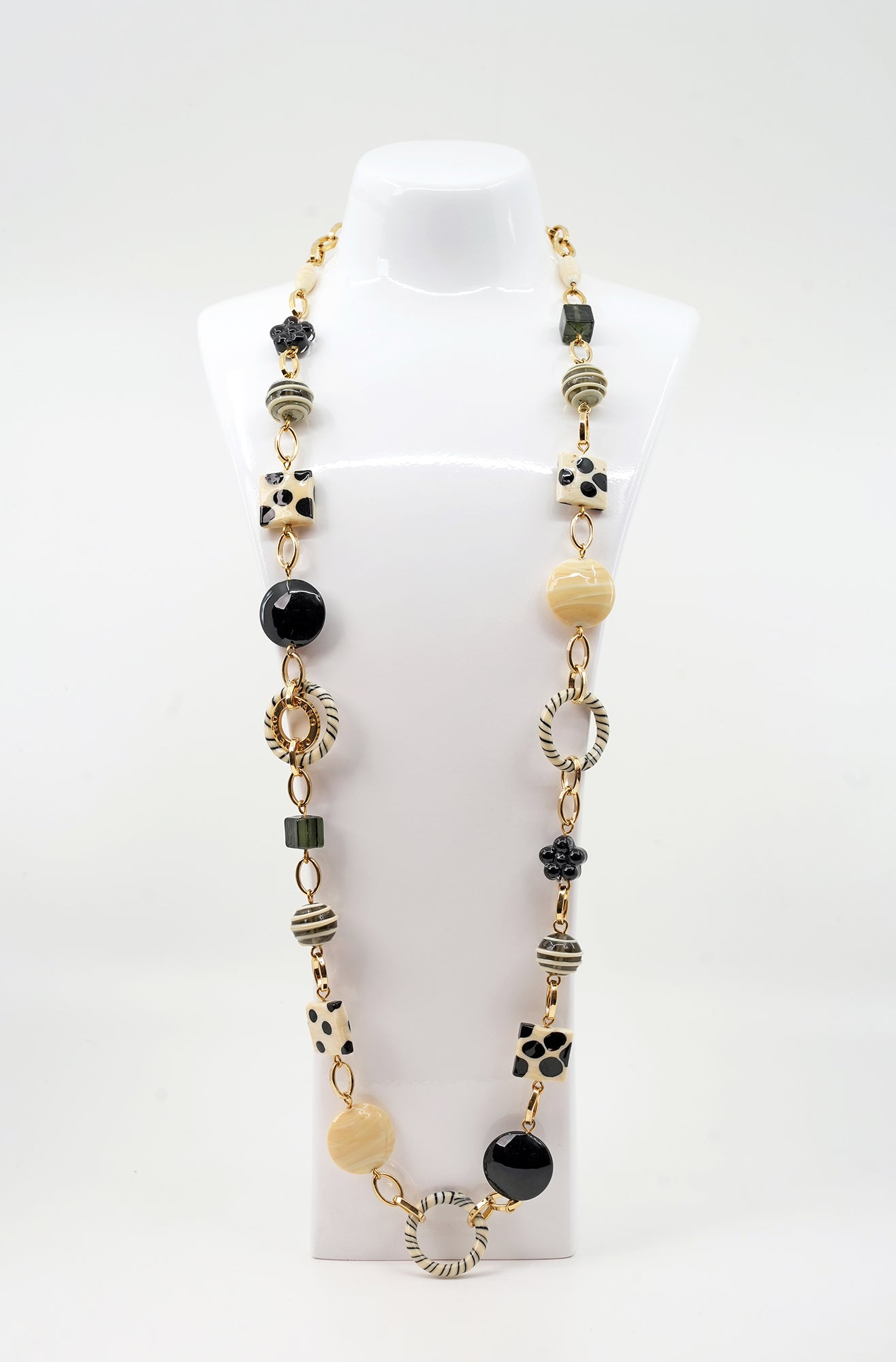 Iris Long Necklace Ivory / Black