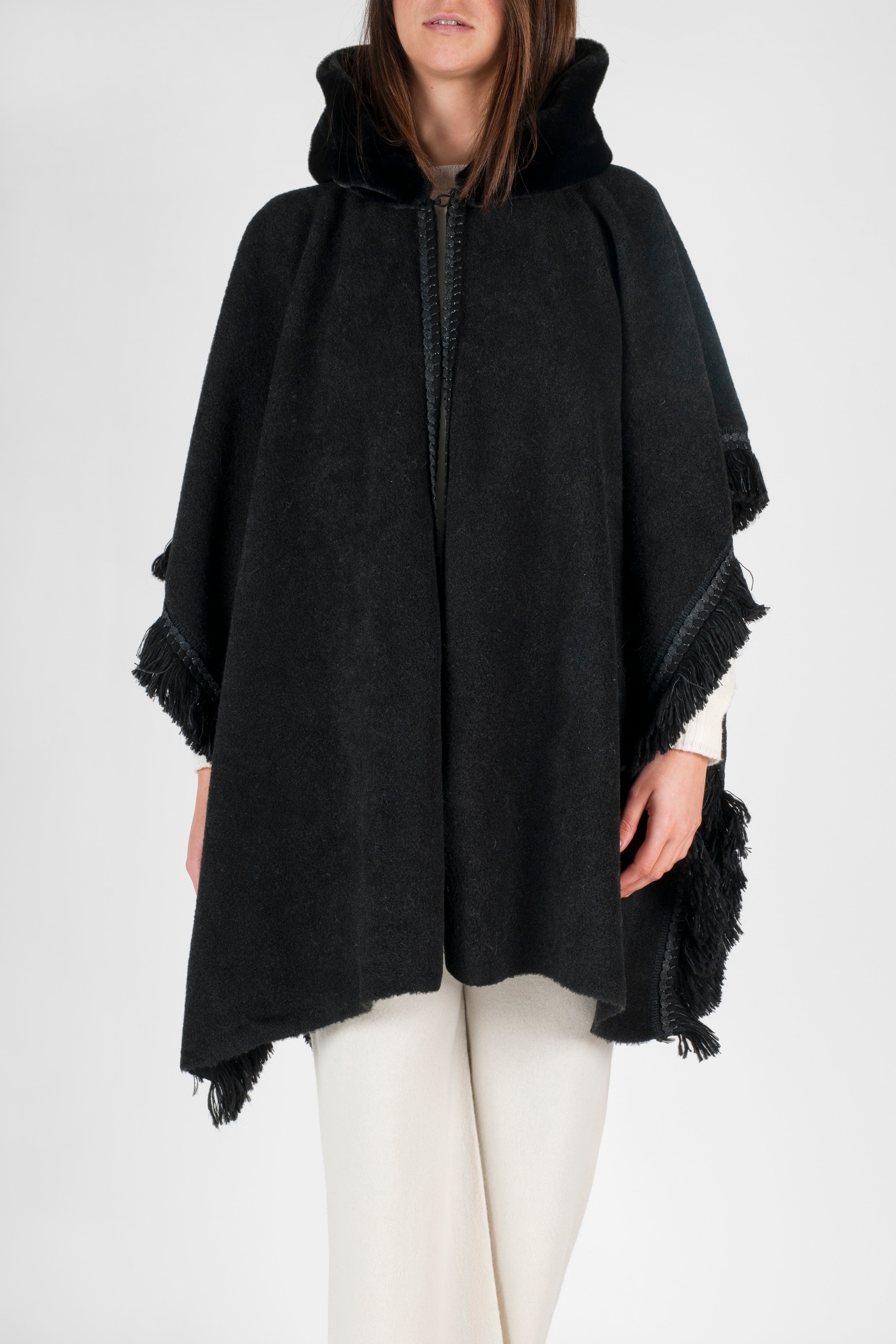 Lang - Faux Fur Hooded Cape - Black