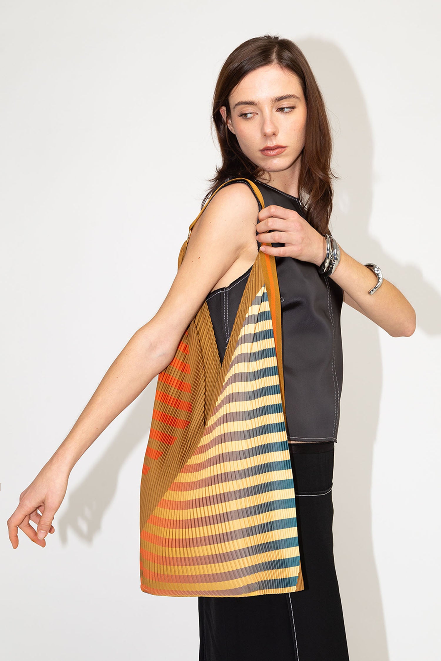 Pleated Y Bag Claudia Ocher