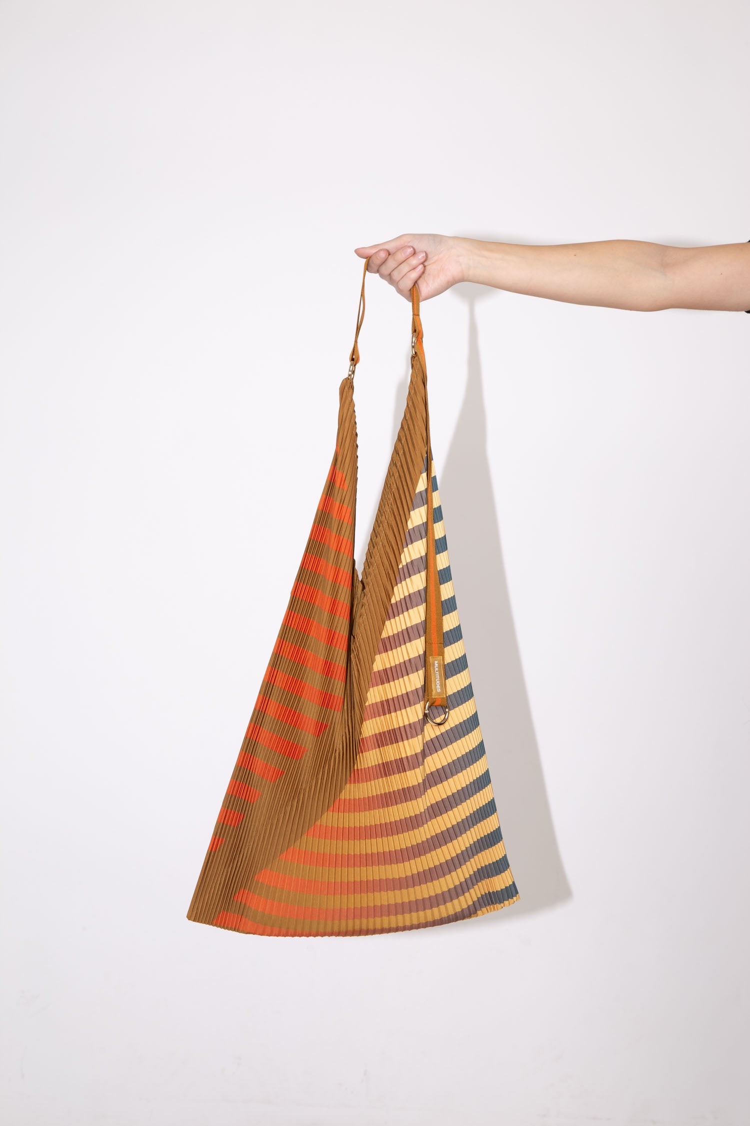 Pleated Y Bag Claudia Ocher