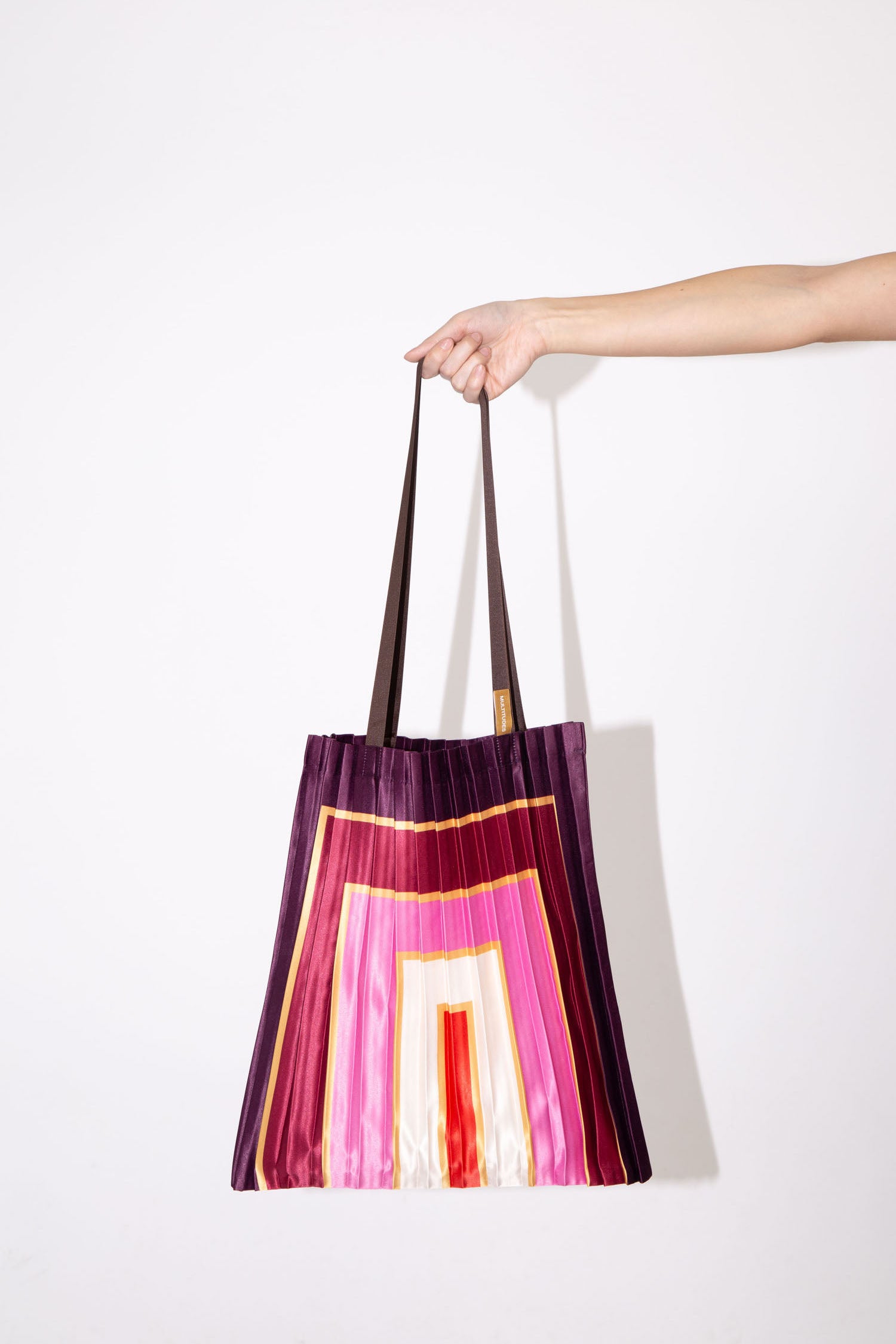 Satin pleated bag Villasimius