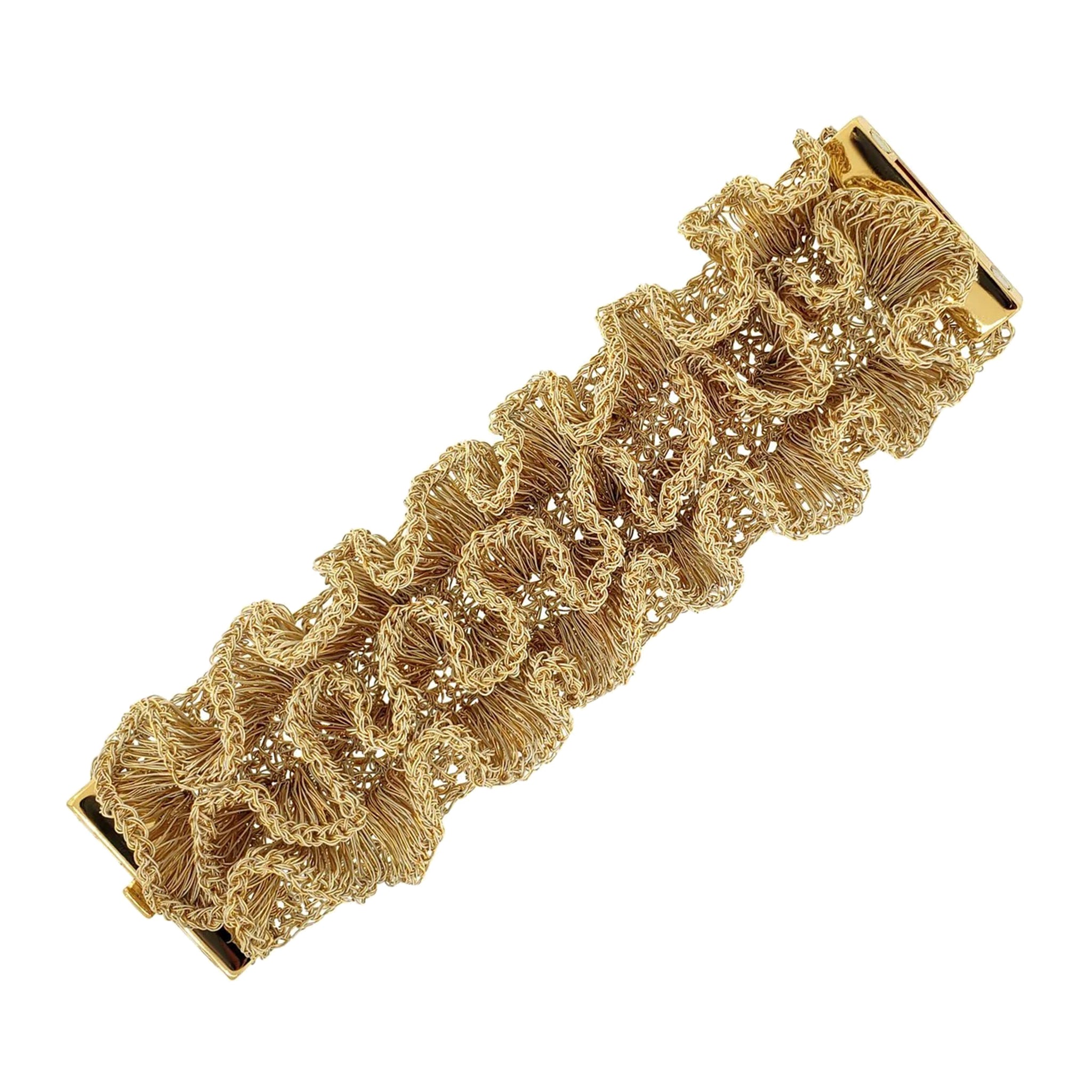 Vintage Gold Rio Handmade Ruffled Crochet Bracelet