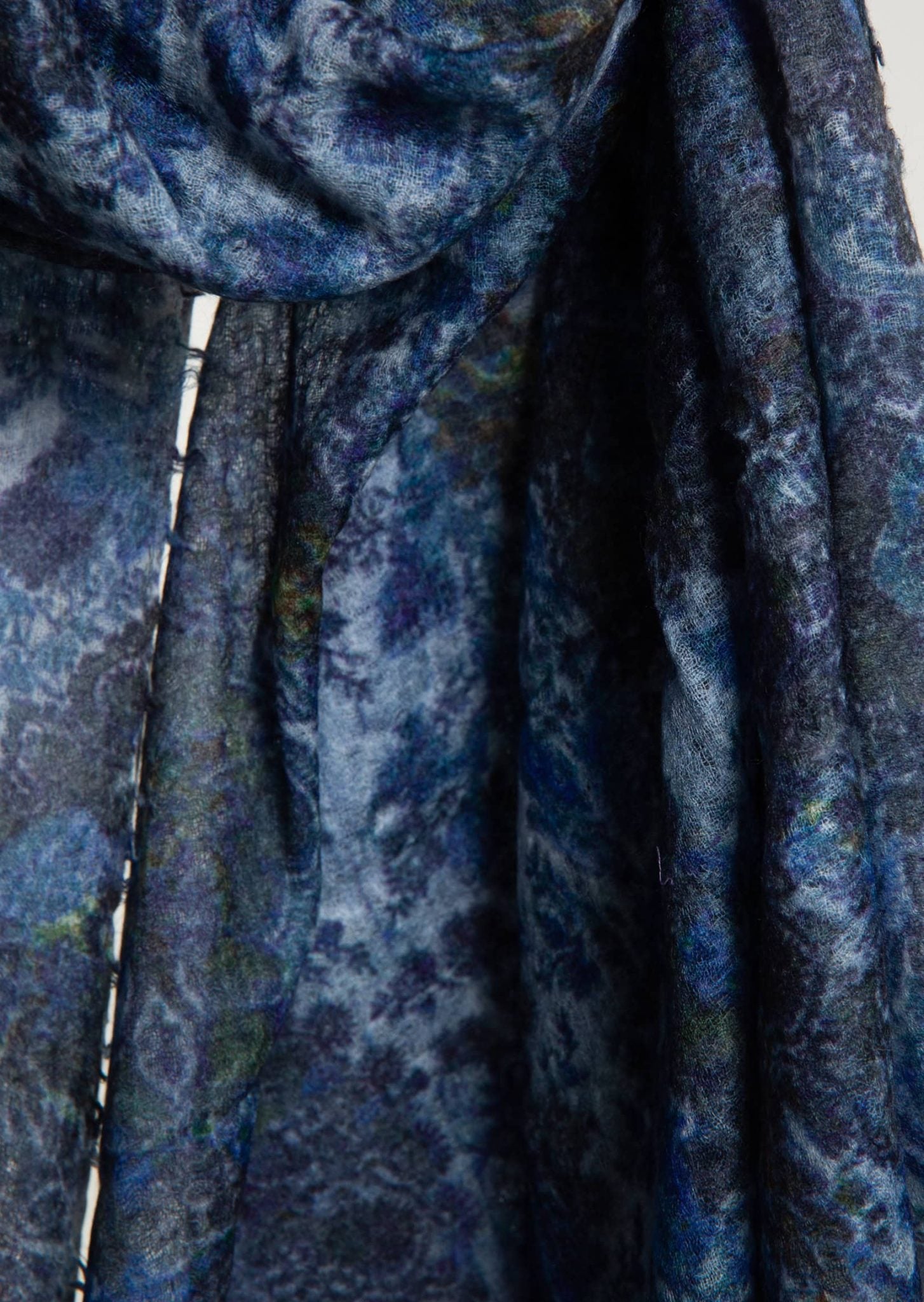 Souffle Semi Felted Shawl Print