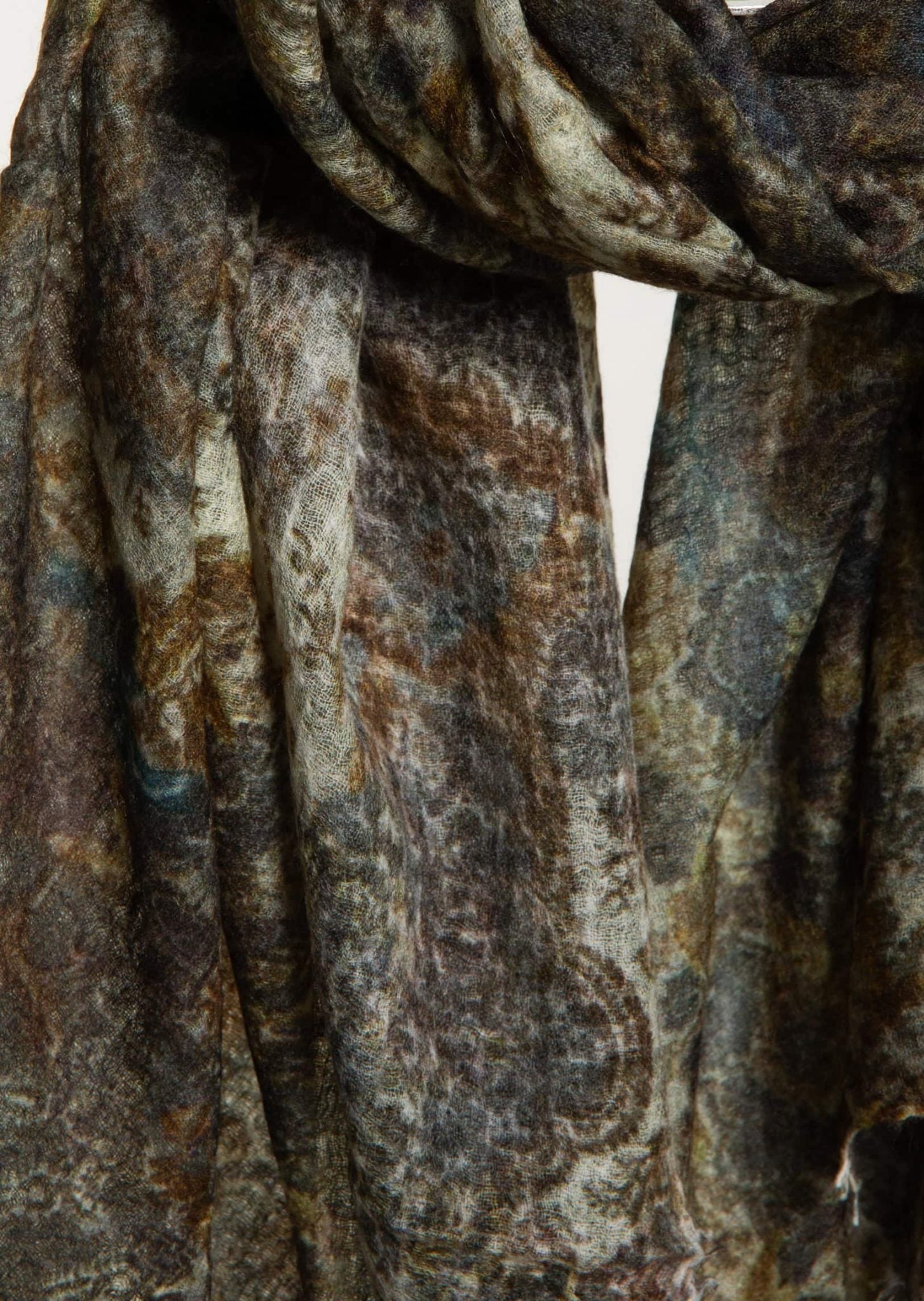 Souffle Semi Felted Shawl Print